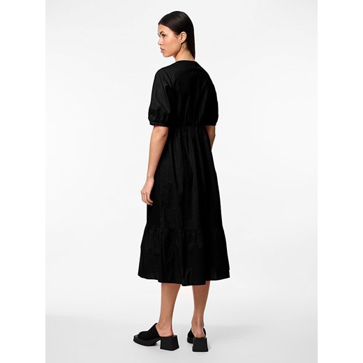 Pieces sukienka midi czarna z długim rękawem w serek 