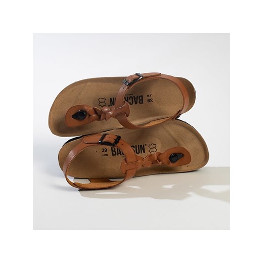 BACKSUN Japonki &quot;Ancone&quot; w kolorze brązowym 39 promocyjna cena Limango Polska