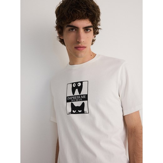 Reserved - T-shirt regular z nadrukiem - złamana biel Reserved XL Reserved