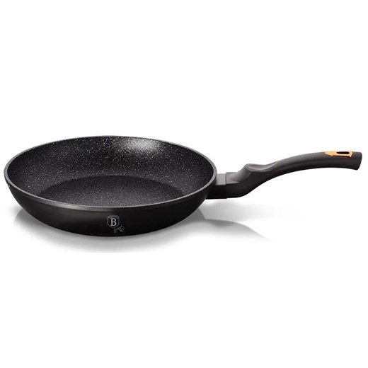 Czarna patelnia z powłoką anty-przywierającą 28 cm K2-A73 ze sklepu Edinos.pl w kategorii Naczynia - zdjęcie 173757308
