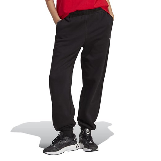 Spodnie adidas Originals Essentials Fleece Joggers IA6437 - czarne ze sklepu streetstyle24.pl w kategorii Spodnie męskie - zdjęcie 173822778