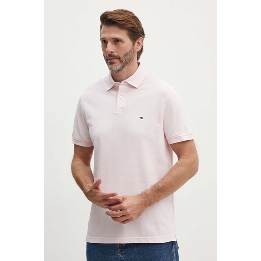 Tommy Hilfiger polo męski kolor różowy gładki ze sklepu ANSWEAR.com w kategorii T-shirty męskie - zdjęcie 173832556