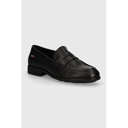 Tommy Hilfiger mokasyny skórzane FLAG LEATHER CLASSIC LOAFER damskie kolor czarny na płaskim obcasie FW0FW08030 ze sklepu ANSWEAR.com w kategorii Mokasyny damskie - zdjęcie 173861606