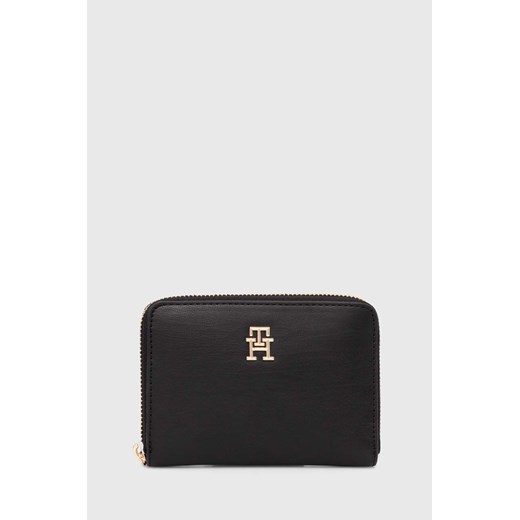 Tommy Hilfiger portfel damski kolor czarny AW0AW16330 ze sklepu ANSWEAR.com w kategorii Portfele damskie - zdjęcie 173861707