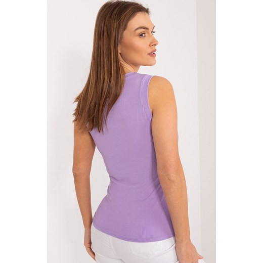 Jasnofioletowy top z ozdobnym kwiatkiem DHJ-TP-17733.22X, Kolor jasnofioletowy, Rozmiar uniwersalny, ITALY MODA ze sklepu Primodo w kategorii Bluzki damskie - zdjęcie 173964208