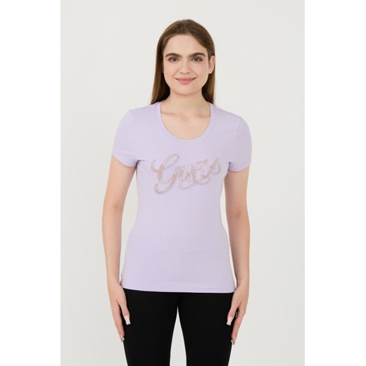 GUESS Lawendowy t-shirt Script, Rozmiar S ze sklepu outfit.pl w kategorii Bluzki damskie - zdjęcie 173970115
