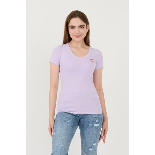 GUESS Lawendowy t-shirt Mini Triangle Tee, Rozmiar L ze sklepu outfit.pl w kategorii Bluzki damskie - zdjęcie 173970195