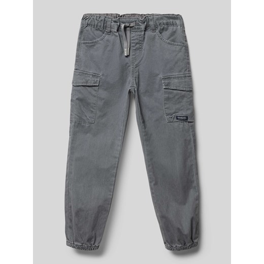 Spodnie cargo o kroju regular fit z detalem z logo model ‘BEN’ ze sklepu Peek&Cloppenburg  w kategorii Spodnie chłopięce - zdjęcie 173976486