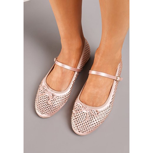Szampańskie Balerinki z Ażurową Cholewką i Paskiem na Klamrę Moraisa 39 okazja born2be.pl