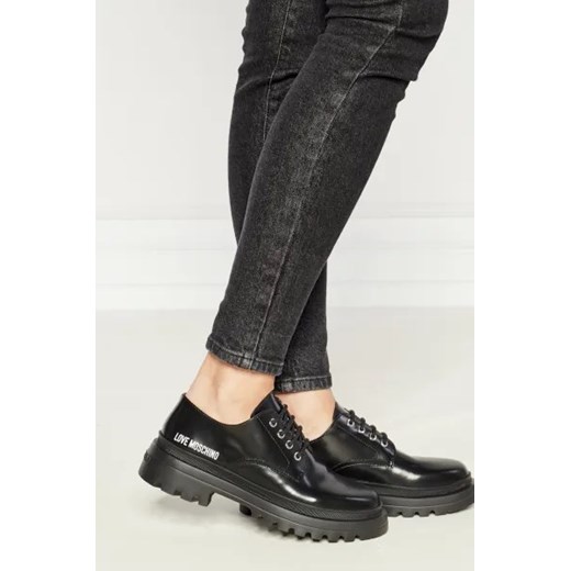 Love Moschino półbuty damskie z tworzywa sztucznego czarne sznurowane casual