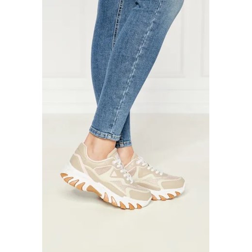 Buty sportowe damskie Guess sneakersy tkaninowe 