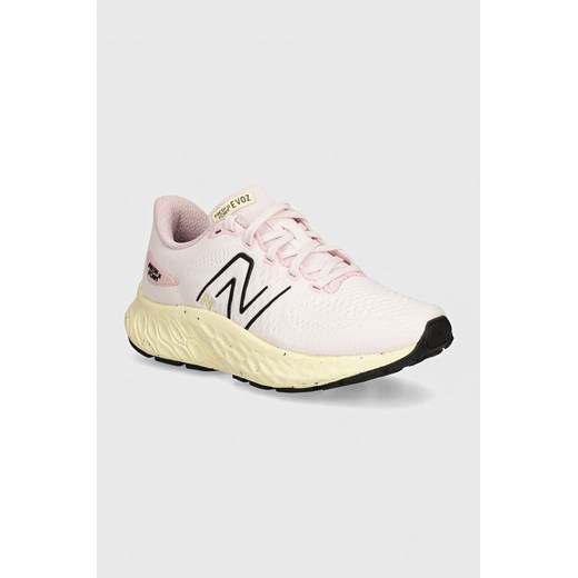 New Balance buty do biegania Fresh Foam Evoz v3 kolor różowy WEVOZCP3 ze sklepu ANSWEAR.com w kategorii Buty sportowe damskie - zdjęcie 174008695
