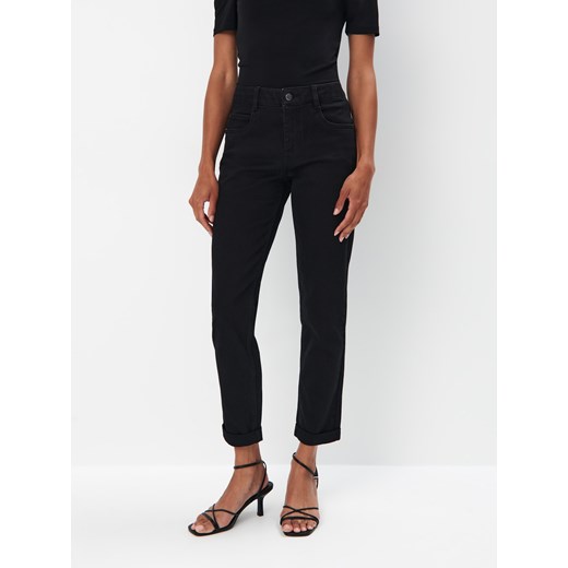 Mohito - Jeansy mom slim - czarny Mohito 38 Mohito