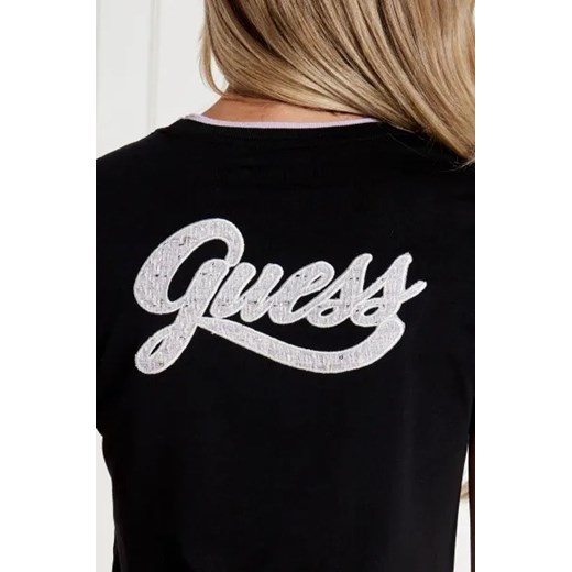 Bluzka damska Guess casual z krótkim rękawem z okrągłym dekoltem