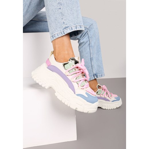 Biało-Różowe Sneakersy z Podwójnymi Sznurówkami i Tłoczoną Platformą Luppoa ze sklepu renee.pl w kategorii Buty sportowe damskie - zdjęcie 174030746