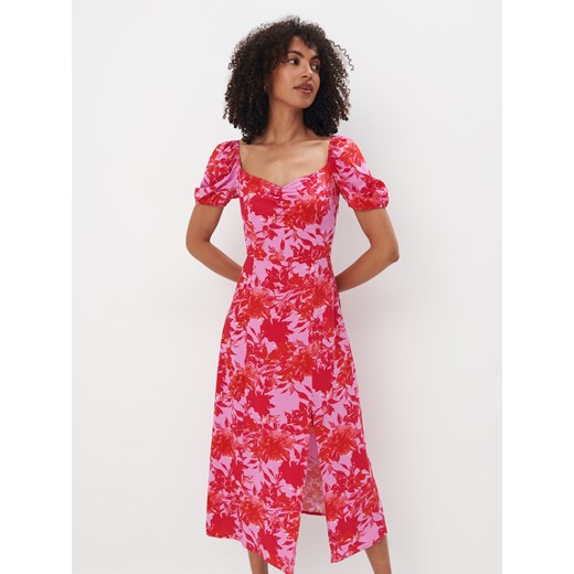 Mohito - Sukienka midi z wiskozy - mocny różowy ze sklepu Mohito w kategorii Sukienki - zdjęcie 174059469