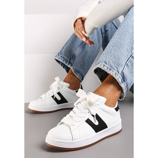 Biało-Czarne Sznurowane Sneakersy na Płaskie Podeszwie Wykończone Geometrycznym Wzorem Genaria ze sklepu renee.pl w kategorii Buty sportowe damskie - zdjęcie 174062126