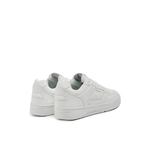 Cropp - Klasyczne białe sneakersy - biały Cropp 46 Cropp