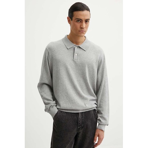 Levi&apos;s sweter bawełniany kolor szary lekki A8623 ze sklepu ANSWEAR.com w kategorii Swetry męskie - zdjęcie 174108475