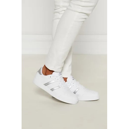 Buty sportowe damskie Armani Exchange sneakersy na płaskiej podeszwie białe