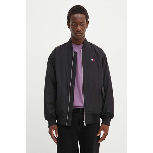 Tommy Jeans kurtka bomber męski kolor czarny  DM0DM20480 ze sklepu ANSWEAR.com w kategorii Kurtki męskie - zdjęcie 174170177