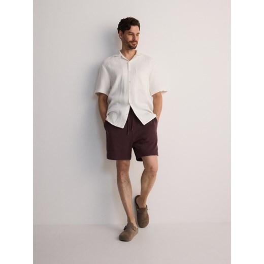 Reserved - Dresowe szorty jogger - burgundowy Reserved M okazyjna cena Reserved