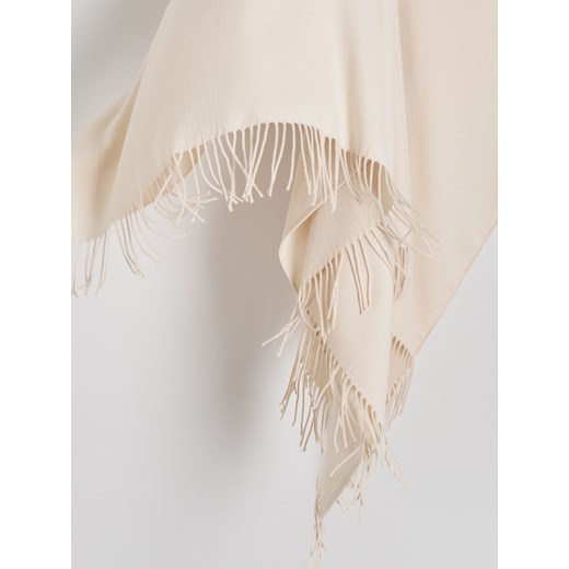 Reserved - Poncho z frędzlami - beżowy Reserved ONE SIZE Reserved