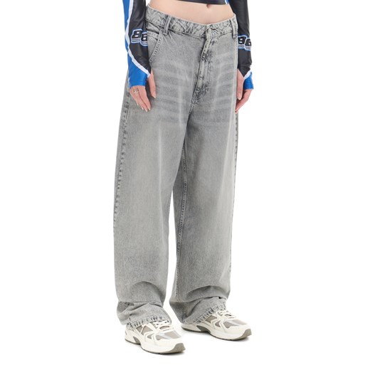 Cropp - Szare jeansy skater - jasny szary ze sklepu Cropp w kategorii Jeansy damskie - zdjęcie 174289795