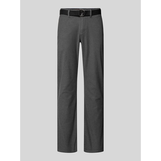 Chinosy o kroju slim fit z paskiem ze sklepu Peek&Cloppenburg  w kategorii Spodnie męskie - zdjęcie 174371698