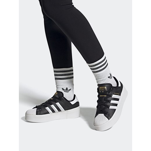 adidas Sneakersy &quot;SUPERSTAR BONEGA&quot; w kolorze czarnym ze sklepu Limango Polska w kategorii Trampki damskie - zdjęcie 174574765
