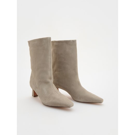 Reserved - Skórzane botki - beżowy Reserved 38 Reserved