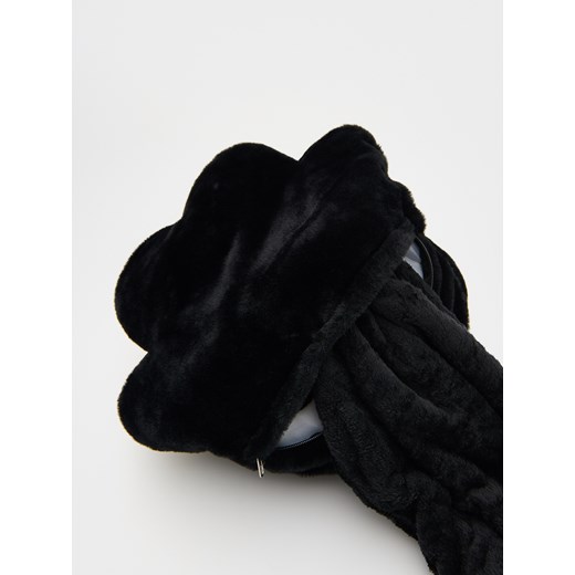 Reserved - Poduszka w kształcie łapki z kocykiem - ciemnoszary Reserved ONE SIZE Reserved