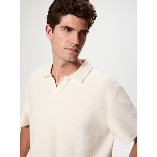 Reserved - Koszulka polo regular fit - złamana biel ze sklepu Reserved w kategorii T-shirty męskie - zdjęcie 174592159