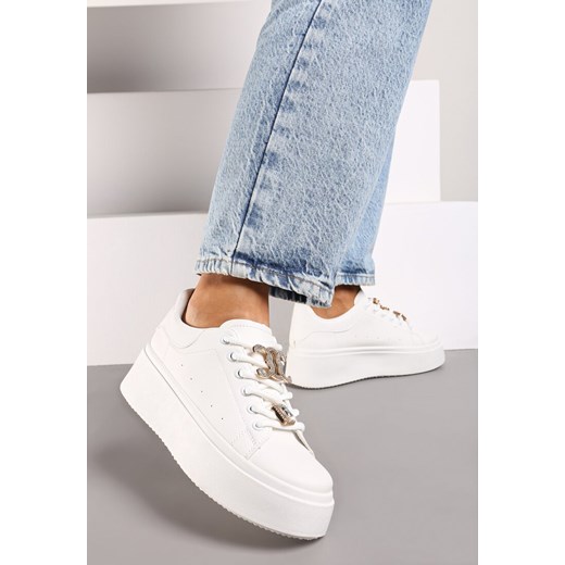 Białe Sneakersy na Grubej Podeszwie z Metalicznymi Aplikacjami i Cyrkoniami Arrelana ze sklepu born2be.pl w kategorii Buty sportowe damskie - zdjęcie 174613416