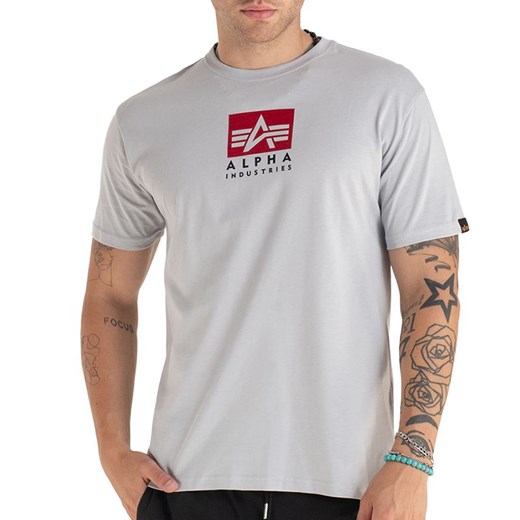 Koszulka Alpha Industries Satin Logo 148513666 - szara ze sklepu streetstyle24.pl w kategorii T-shirty męskie - zdjęcie 174622399