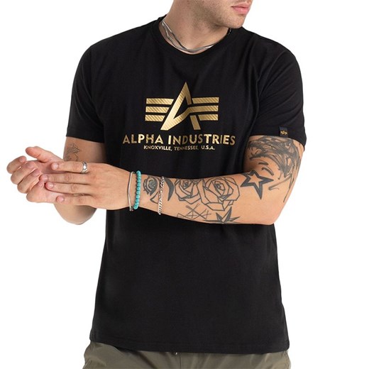 Koszulka Alpha Industries Basic Carbon 100501CB365 - czarna ze sklepu streetstyle24.pl w kategorii T-shirty męskie - zdjęcie 174622406