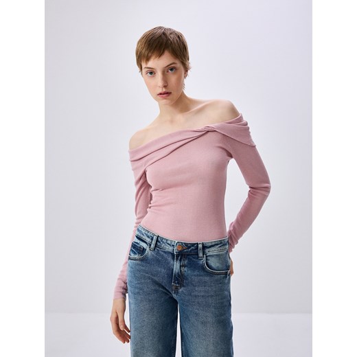 Reserved - Dzianinowa bluzka z wiskozą - pastelowy róż Reserved S Reserved