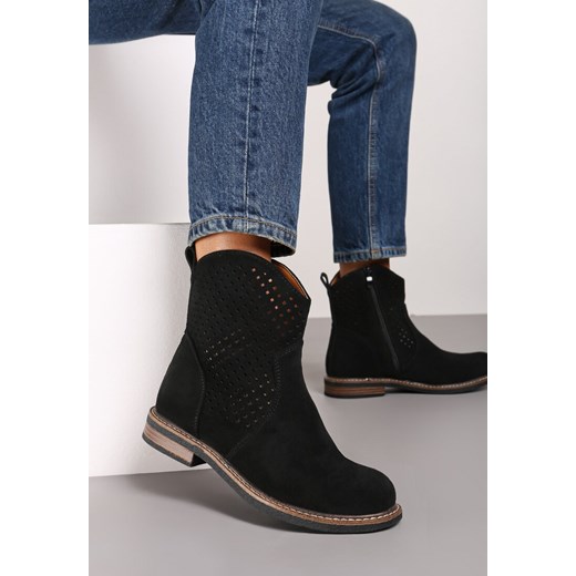 Czarne Botki z Ażurową Cholewką i Skórzaną Wkładką Tinalei ze sklepu born2be.pl w kategorii Botki - zdjęcie 174645437