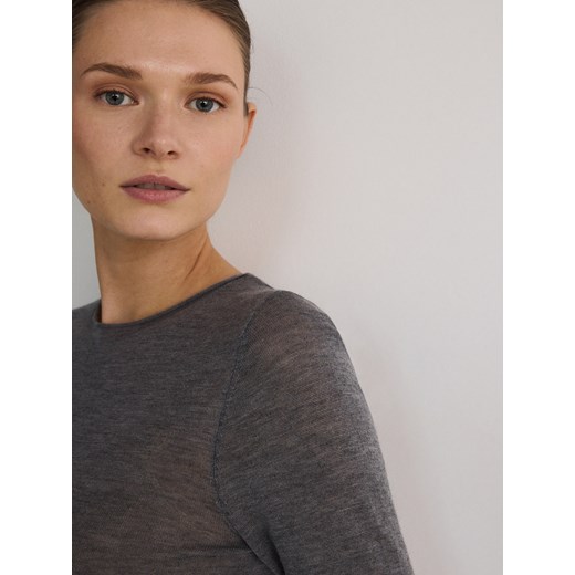 Sweter damski Reserved z okrągłym dekoltem