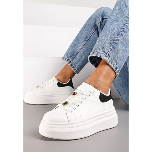 Czarne Sneakersy na Grubej Podeszwie Ozdobione Metalicznymi Aplikacjami Nevelina ze sklepu born2be.pl w kategorii Buty sportowe damskie - zdjęcie 174668865
