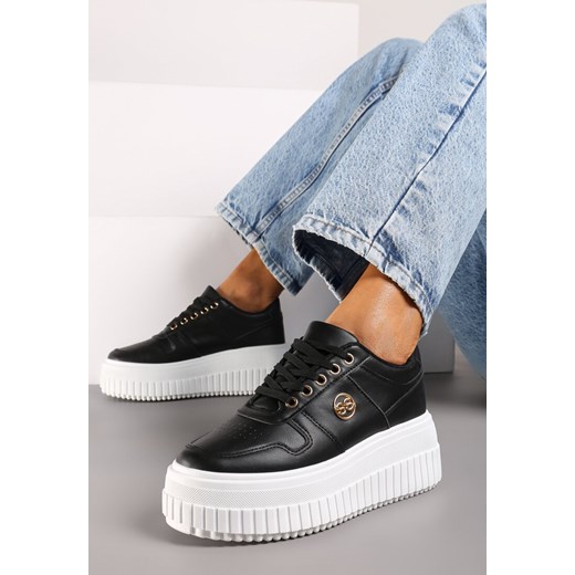 Czarne Sneakersy na Platformie z Metaliczną Wstawką z Boku Mevit ze sklepu born2be.pl w kategorii Buty sportowe damskie - zdjęcie 174669088