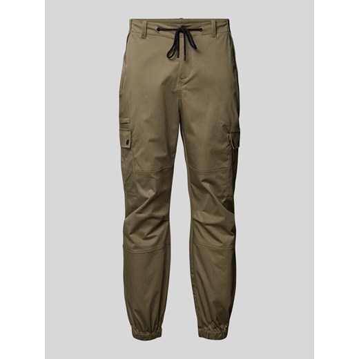 Spodnie cargo o kroju tapered fit z tunelem model ‘PALAL’ ze sklepu Peek&Cloppenburg  w kategorii Spodnie męskie - zdjęcie 174671136