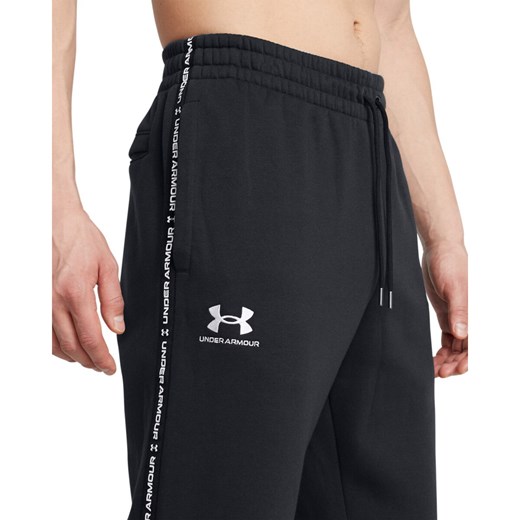 Męskie spodnie dresowe Under Armour UA Icon Fleece Jogger Taping - czarne ze sklepu Sportstylestory.com w kategorii Spodnie męskie - zdjęcie 174694348