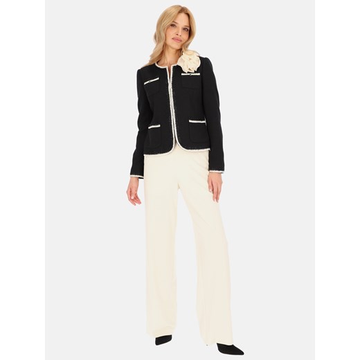 Czarny pudełkowy żakiet z broszką L'AF Asta 34 Eye For Fashion