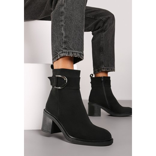 Botki Born2be na obcasie na zimę 