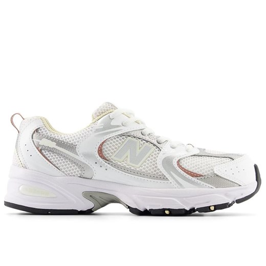 Buty New Balance GR530GA - białe ze sklepu streetstyle24.pl w kategorii Buty sportowe damskie - zdjęcie 174709765