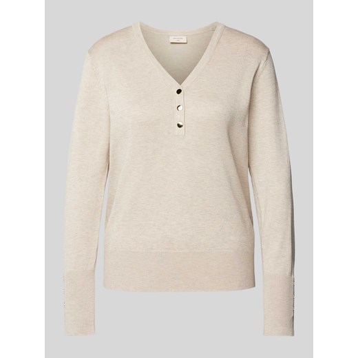 Sweter z dzianiny z dekoltem w serek model ‘Katie’ ze sklepu Peek&Cloppenburg  w kategorii Swetry damskie - zdjęcie 174726757