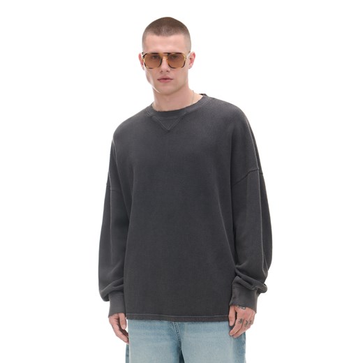 Cropp - Szary sweter oversize - szary ze sklepu Cropp w kategorii Swetry męskie - zdjęcie 174747786