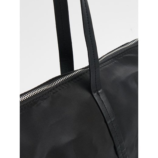 Cropp - Czarna torebka shopper - czarny Cropp Uniwersalny Cropp