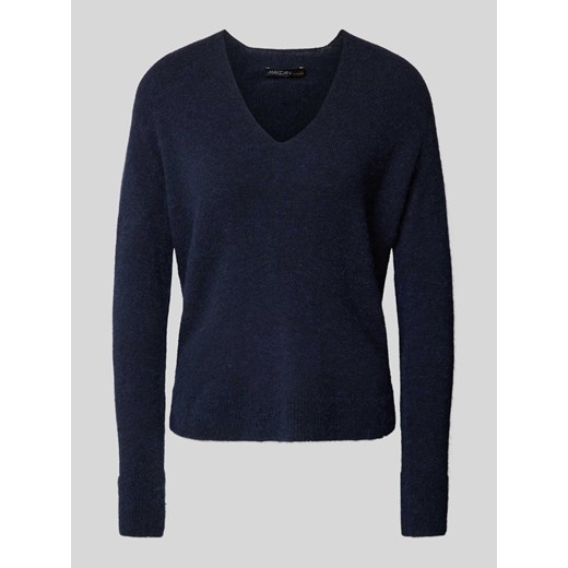 Sweter z dzianiny z zaokrąglonym dekoltem w serek ze sklepu Peek&Cloppenburg  w kategorii Swetry damskie - zdjęcie 174759337